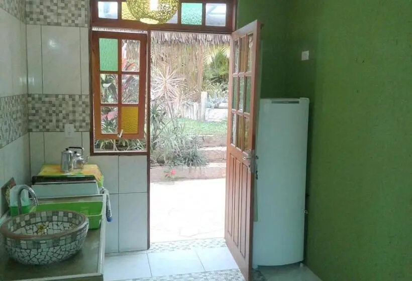 خانه 2 خوابه, Morada Crisálida