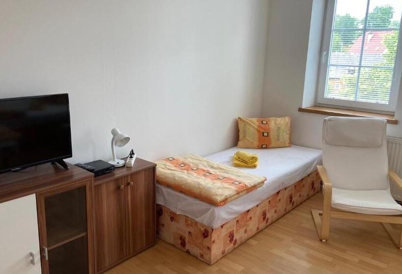 Апартаменты 2 Спальни, Penzion Bamako