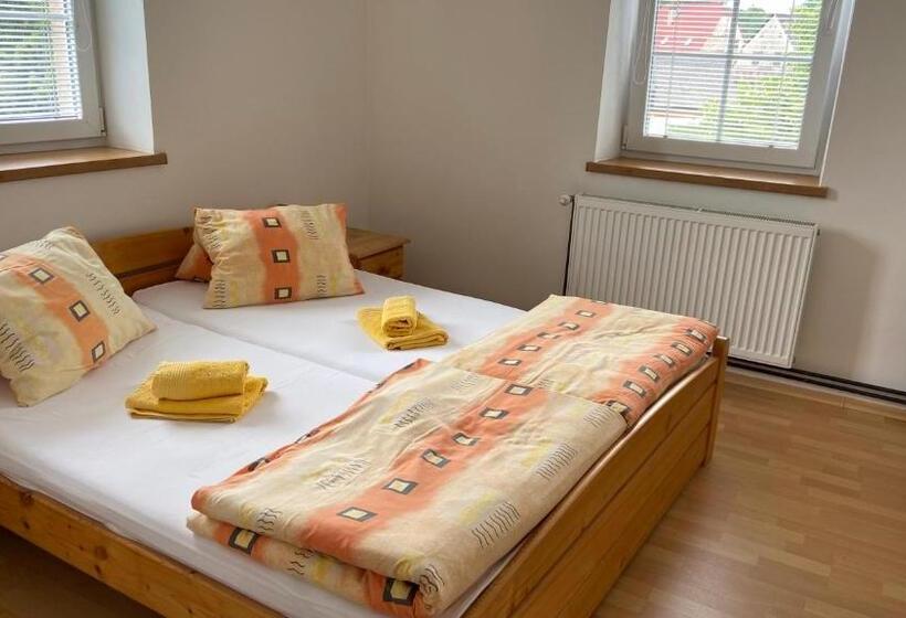 Апартаменты 2 Спальни, Penzion Bamako