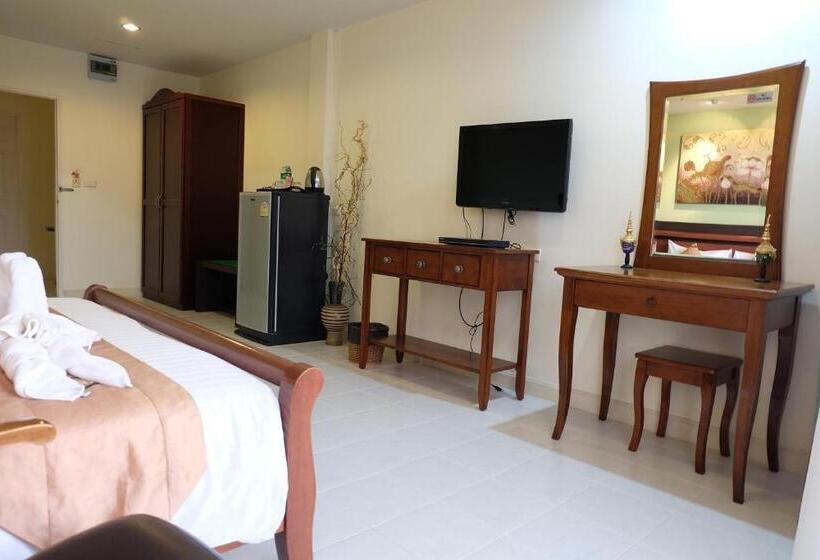 غرفة قياسية مزوَّدة بشُرفة, Phuket Racha Kata Homestay