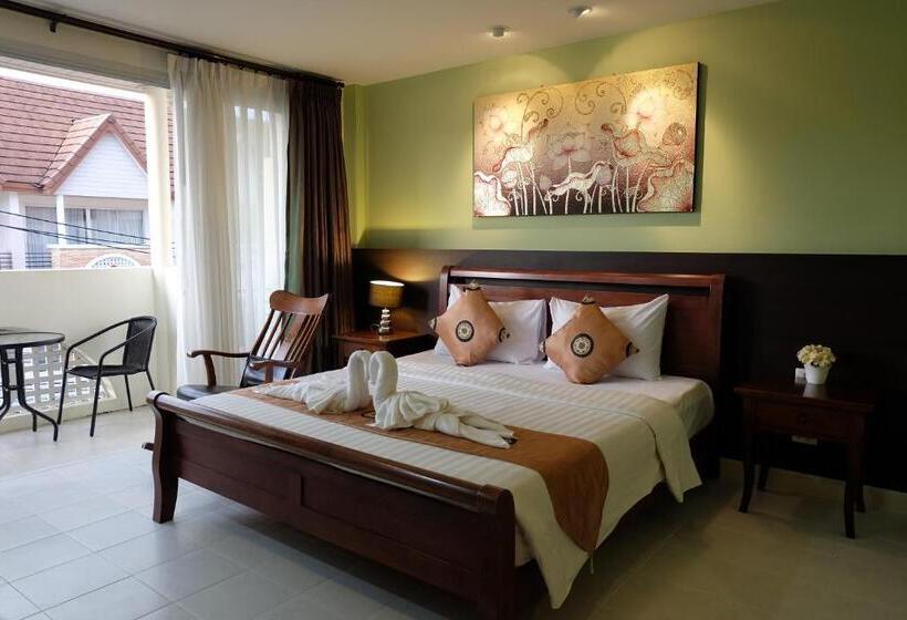 غرفة قياسية مزوَّدة بشُرفة, Phuket Racha Kata Homestay