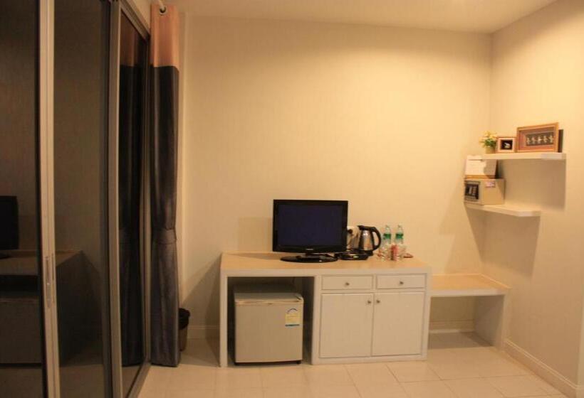 Номер Deluxe, Phuket Racha Kata Homestay