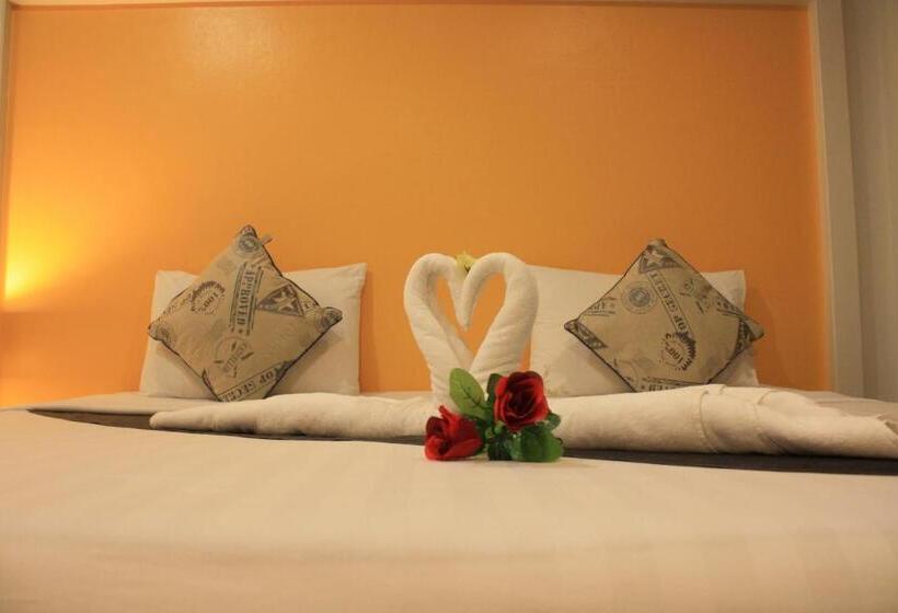 Номер Deluxe, Phuket Racha Kata Homestay
