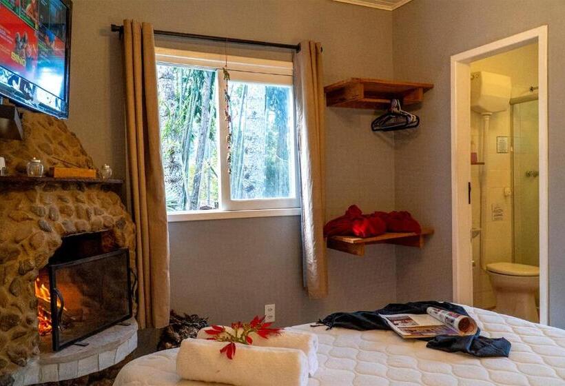 샬레, Pousada Refúgio Das Aves