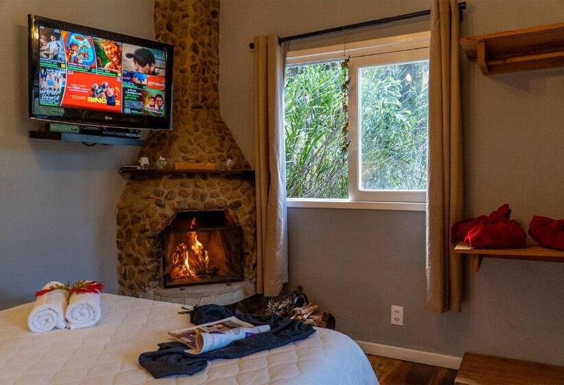 샬레, Pousada Refúgio Das Aves