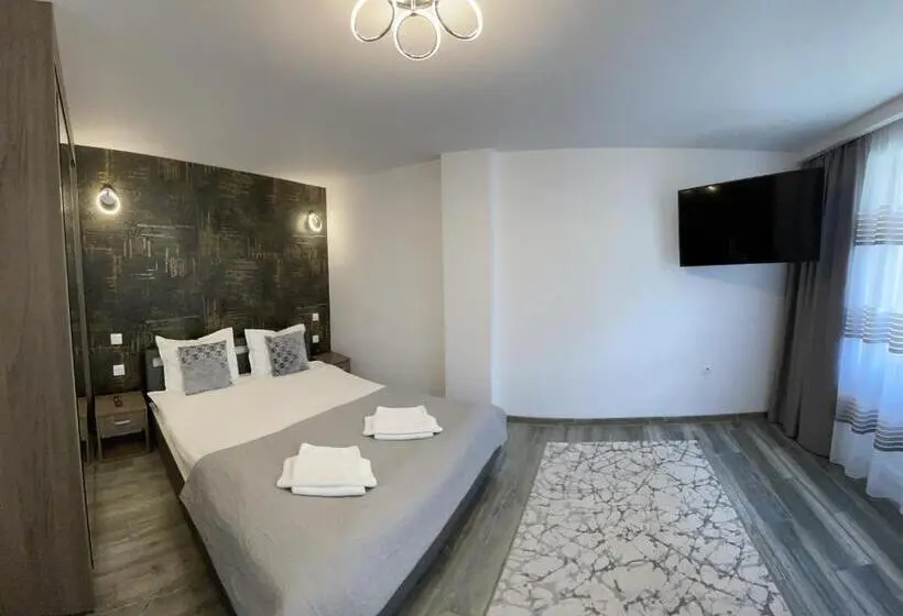 استودیوی استاندارد, Casa Anne Marie