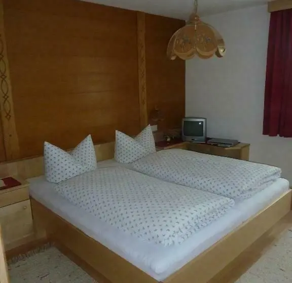 اتاق استاندارد, Pension Holzmann
