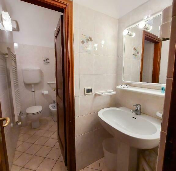 Апартаменты 1 Спальня Нижний Этаж, Residence Italia