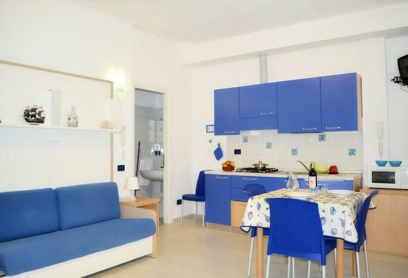استودیو استاندارد با چشم‌انداز باغ, Residence Italia