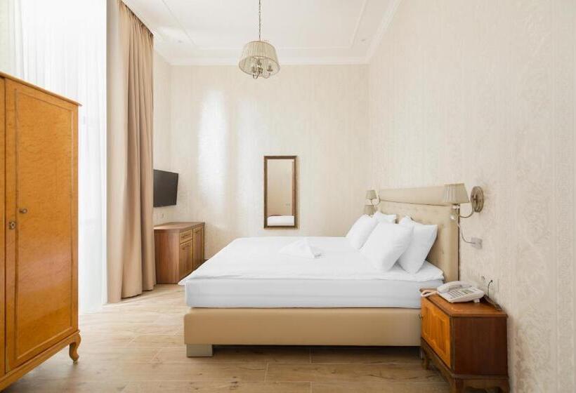 سوییت با چشم‌انداز دریا, Amra Park Hotel & Spa