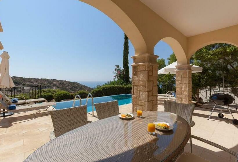 Вилла 2 Спальни, Aphrodite Hills Rentals   Junior Villas