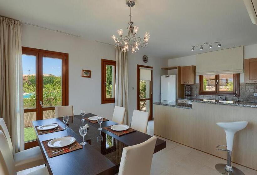 Villa 3 Quartos, Aphrodite Hills Rentals   Junior Villas