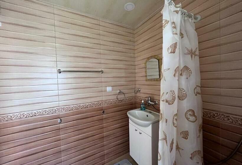 اتاق لوکس, Apricot Tree B&b