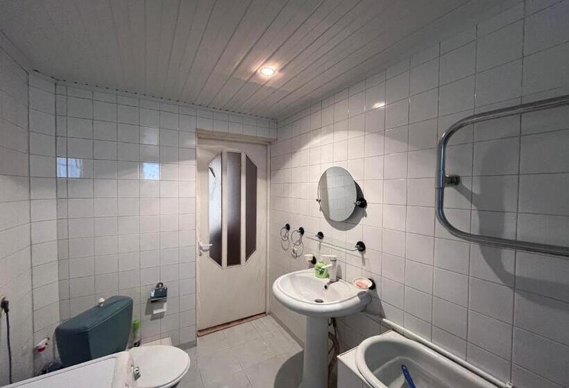 اتاق استاندارد, Apricot Tree B&b