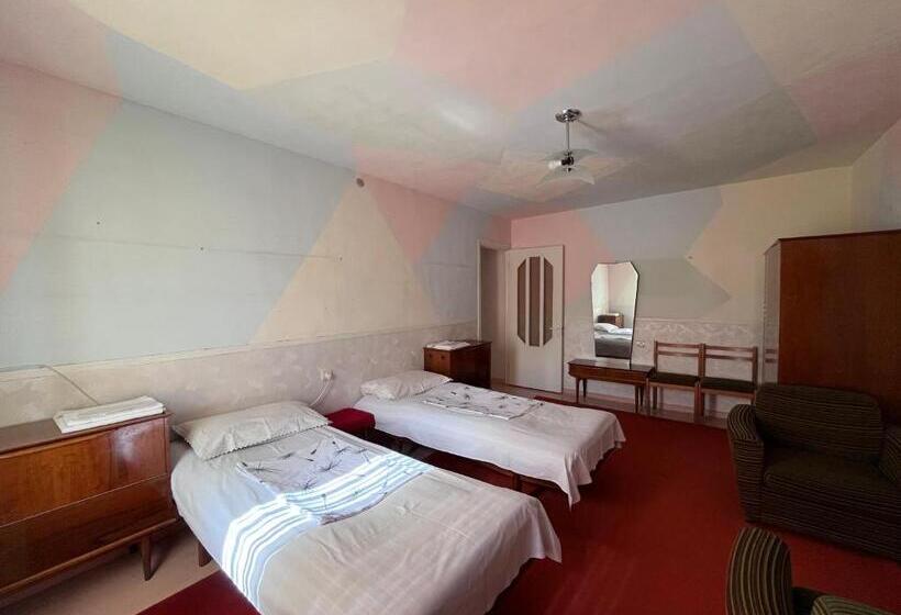 اتاق استاندارد, Apricot Tree B&b
