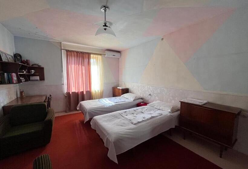 اتاق استاندارد, Apricot Tree B&b