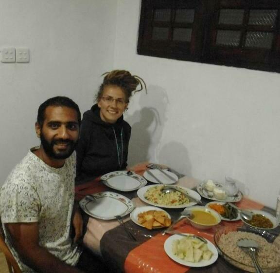 Семейный Номер, Misty View Inn