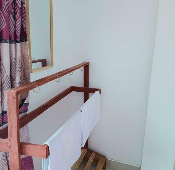 Номер Deluxe, Misty View Inn