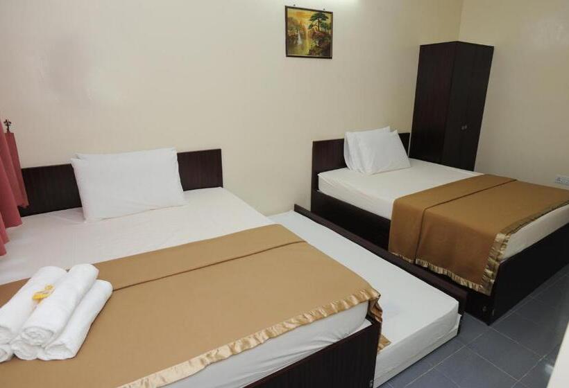 수피리어 패밀리 룸, Broadway Budget