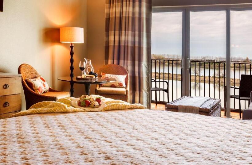 프리미엄 룸, The Lodge At Columbia Point