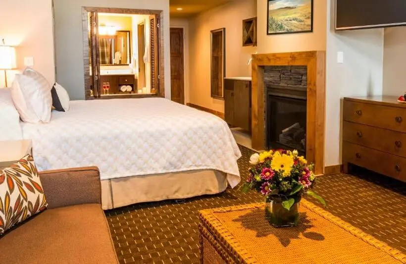 プレミアムルーム, The Lodge At Columbia Point