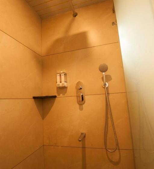 キングサイズベッドのスーペリアルーム, Mc Resort Wildlife Resort Bandipur