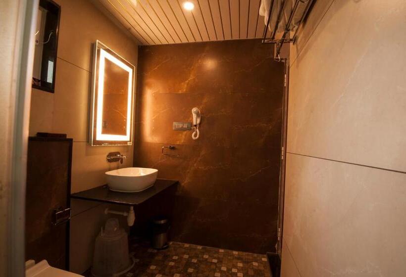 キングサイズベッドのスーペリアルーム, Mc Resort Wildlife Resort Bandipur