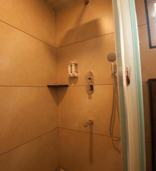 Номер Superior Кровать Кинг, Mc Resort Wildlife Resort Bandipur