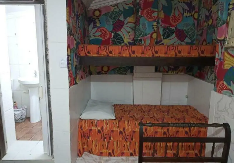 ルームシェアのワンベッド, Casa Da Lucia