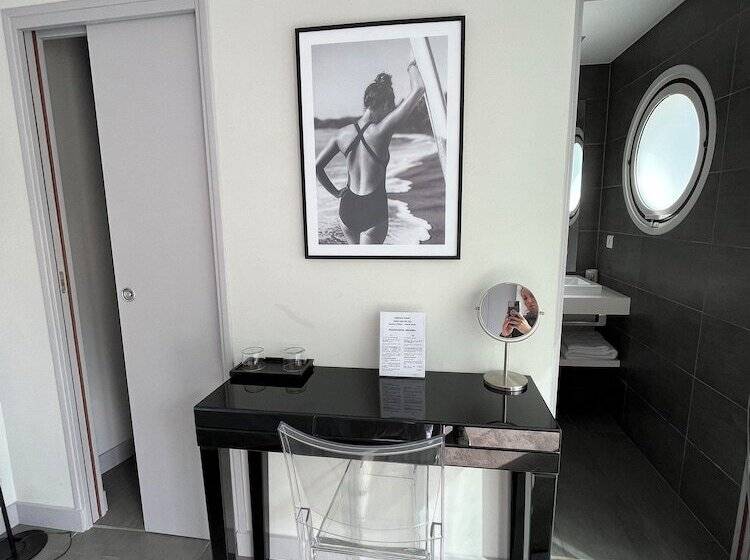 스탠다드 룸 풀장 전망, Lafitenia Resort