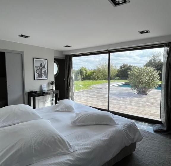 스탠다드 룸 풀장 전망, Lafitenia Resort