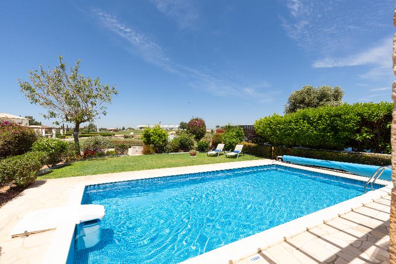 Vivenda 3 Dormitórios com Piscina, Aphrodite Hills Rentals   Junior Villas