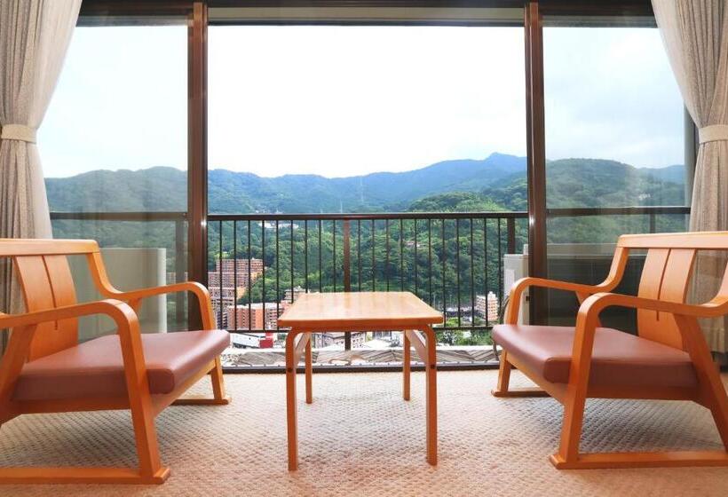 غرفة قياسية رباعية, Ryokan Shiori