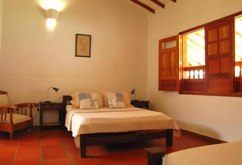 اتاق استاندارد سه نفره, La Casa De Hercilia Boutique
