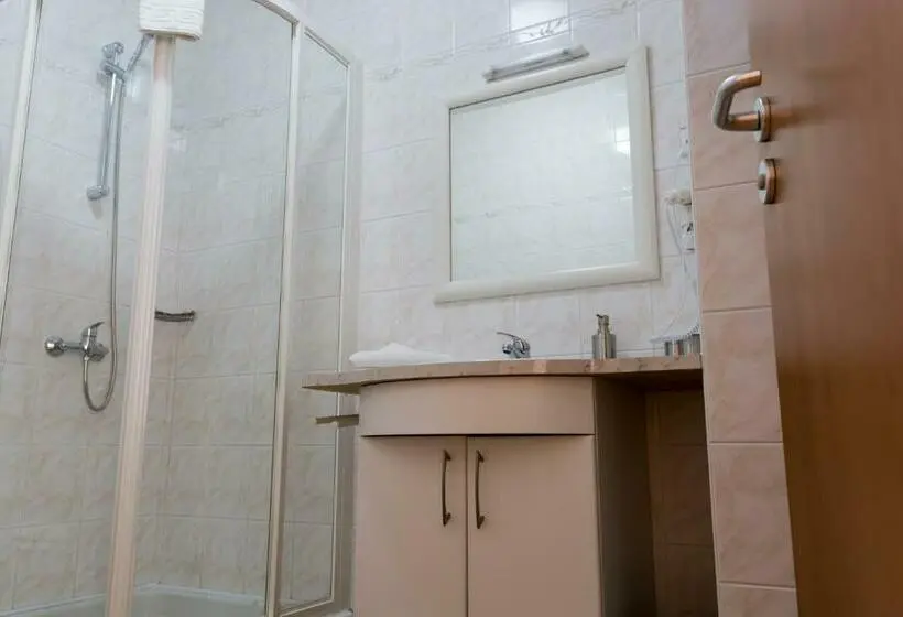 Standardzimmer mit Balkon, Harka