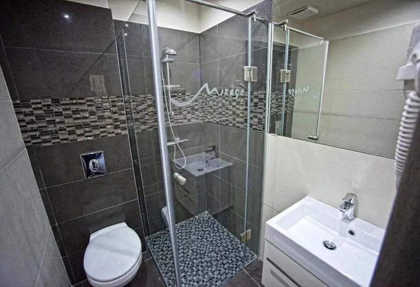 バルコニー付きスタンダードルーム, Mirage Hotel Sárvár