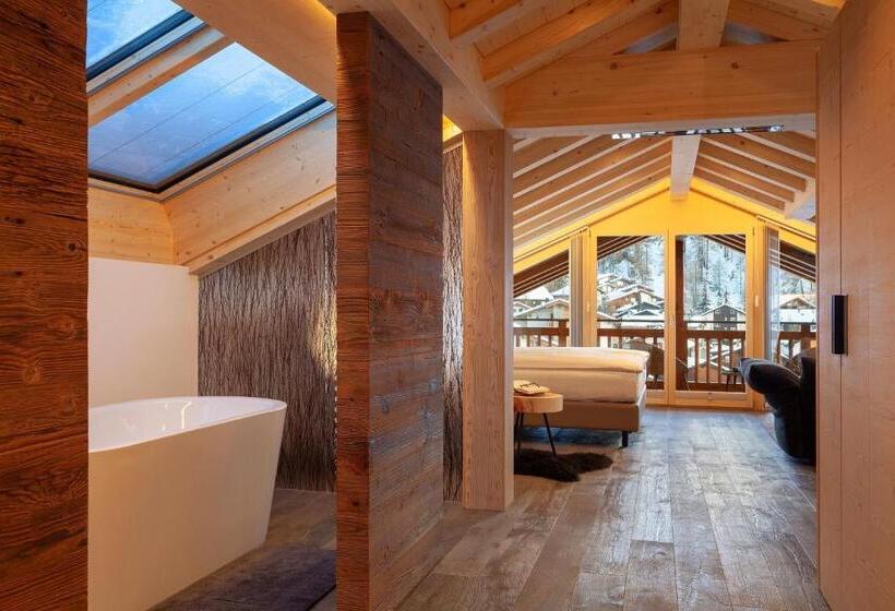 Люкс Вид на Горы, Europe Hotel & Spa