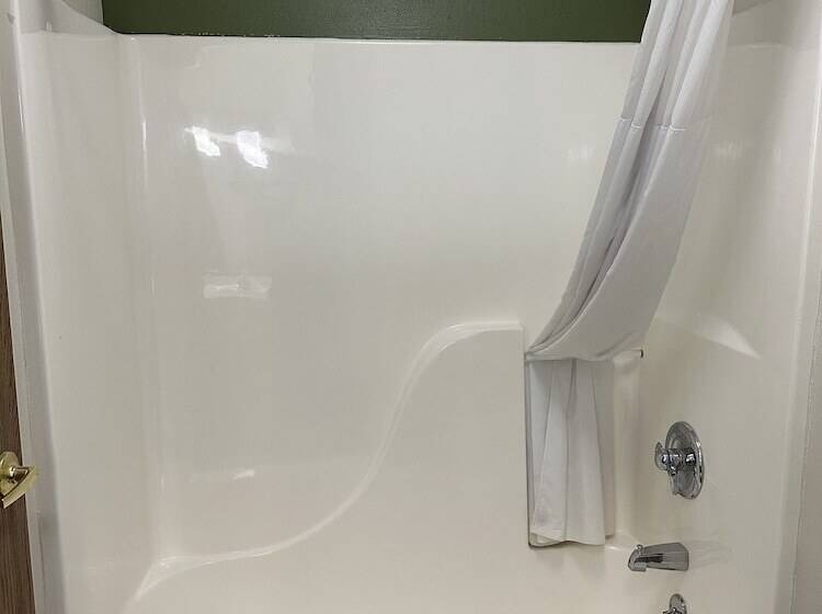 غرفه قياسيه سريرين مزدوجين, College Inn