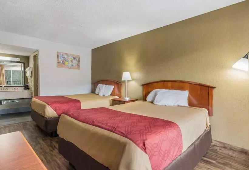 スイート, Econo Lodge Salisbury