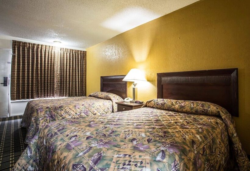 جناح, Econo Lodge Salisbury