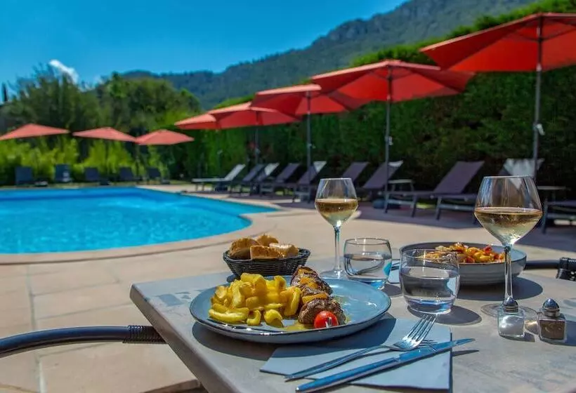 スタンダードルーム, Kyriad Marseille Est   Aubagne Gémenos