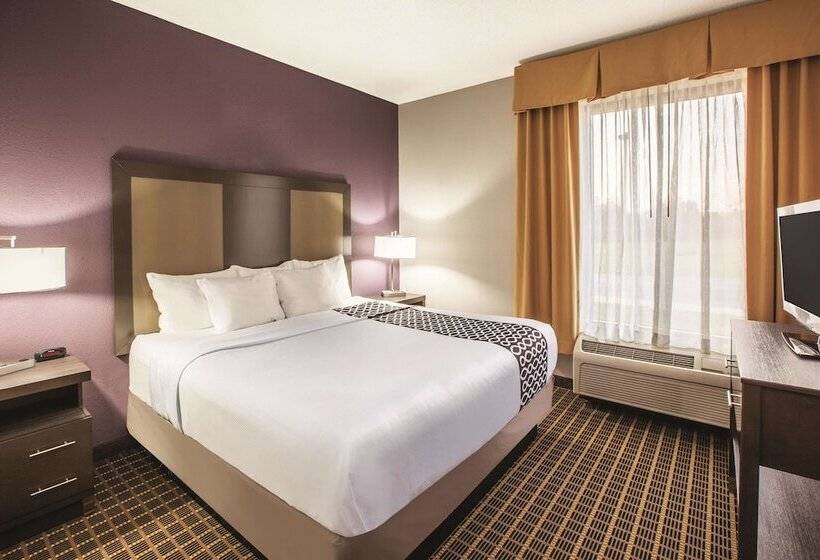 Люкс, La Quinta By Wyndham Mechanicsburg   Harrisburg