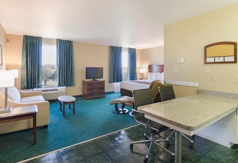 스위트 킹사이즈 침대, Mainstay Suites Airport
