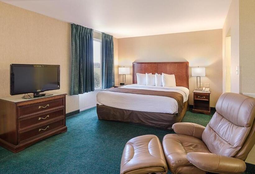 جناح سرير كينج, Mainstay Suites Airport