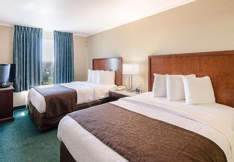 جناح, Mainstay Suites Airport