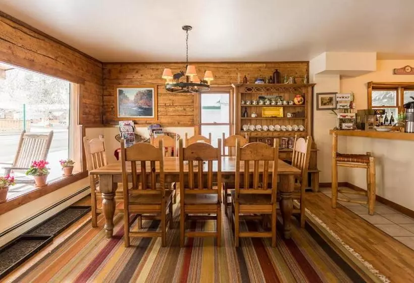 スタンダードルーム, Minturn Inn