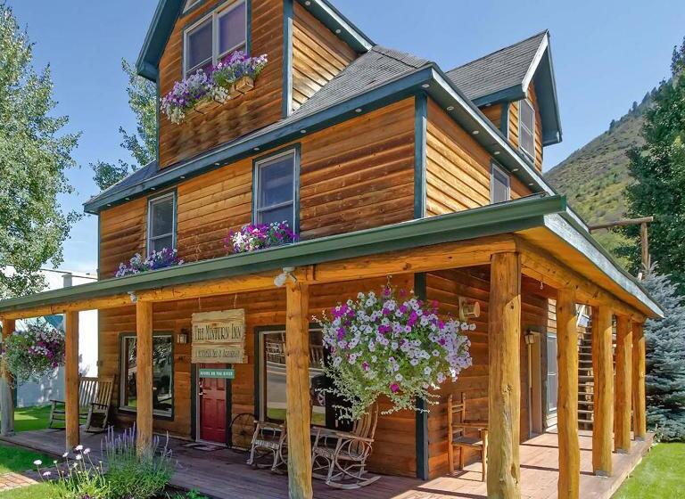 חדר סופריור, Minturn Inn