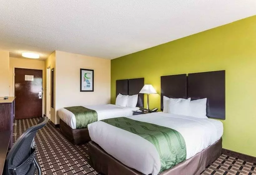 ２ダブルベッドのスタンダードルーム, Quality Inn Huntersville Near Lake Norman
