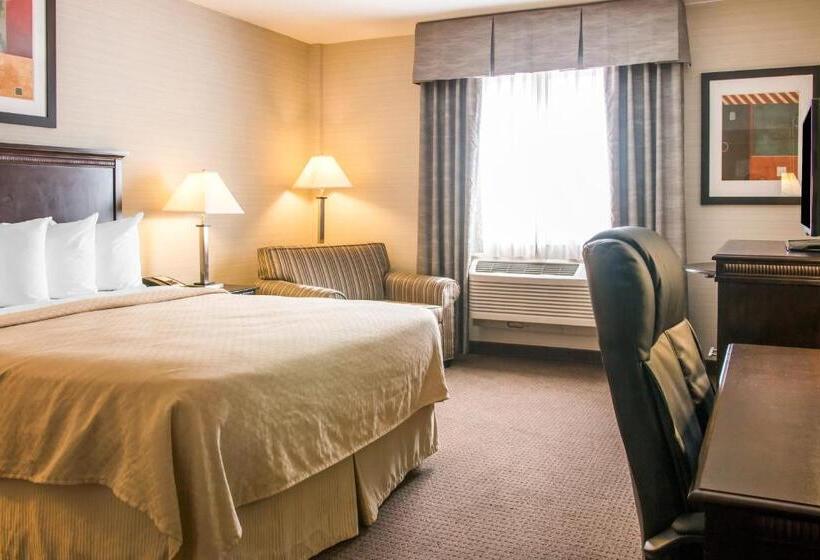 Стандартный Номер Кровать Кинг, Quality Inn & Suites Next To The Casino