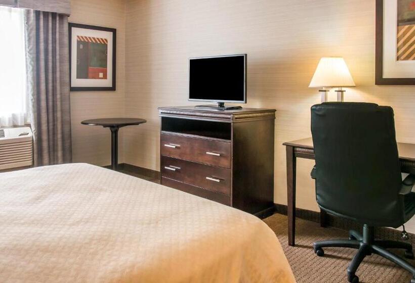 غرفة قياسية, Quality Inn & Suites Next To The Casino